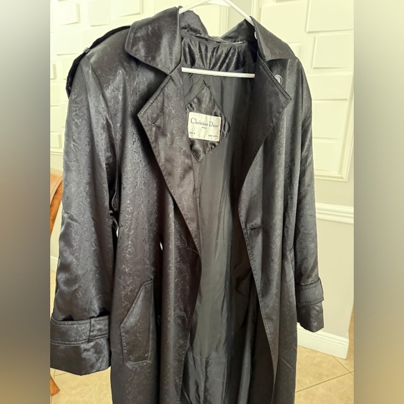 Vintage Christian Dior Coat LIMITED TIME‼️ - Picture 2 of 8